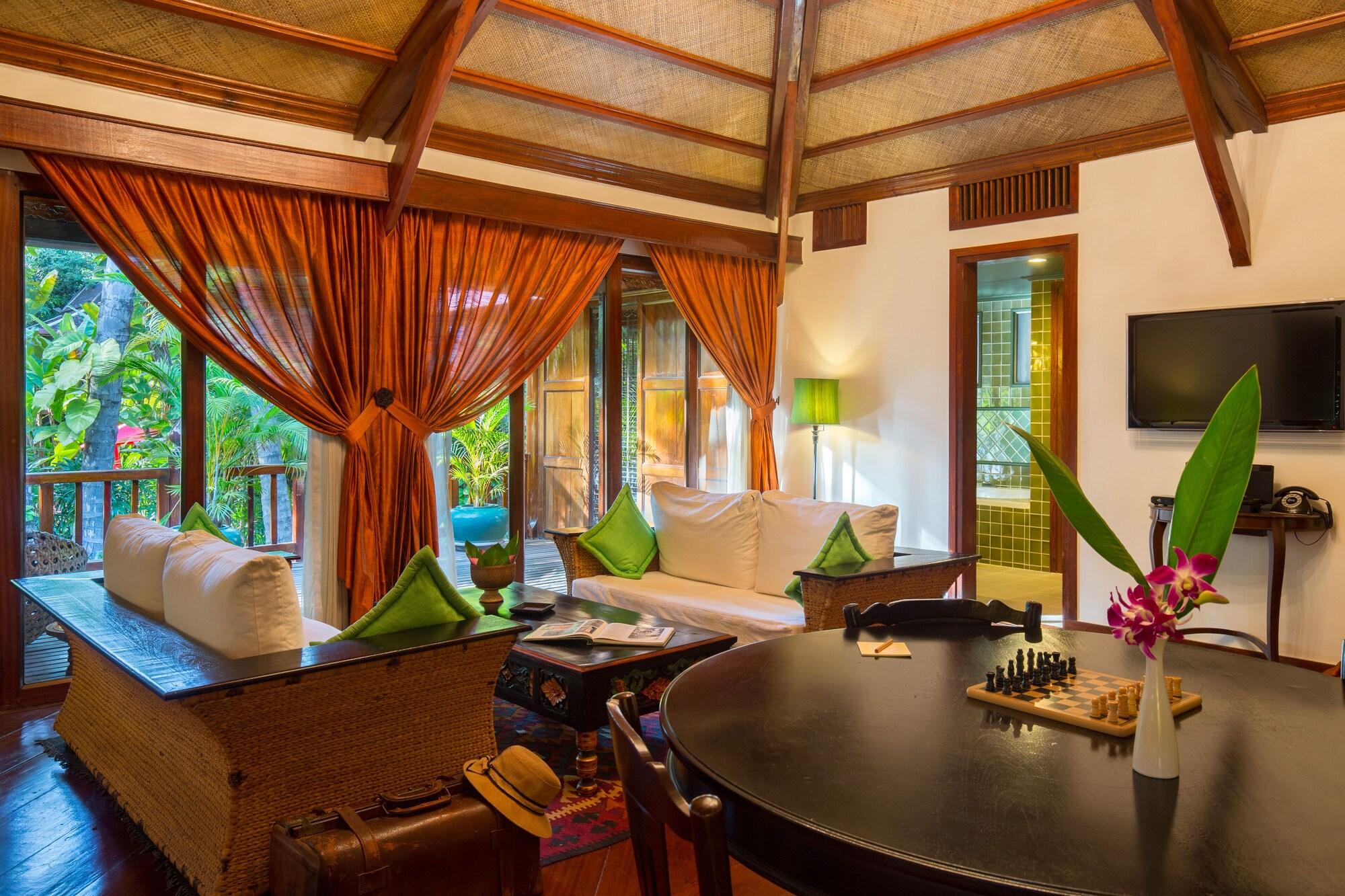 Angkor Village Hotel - Small Luxury Hotels Of The World Siem Reap Zewnętrze zdjęcie The interior of a villa at the resort