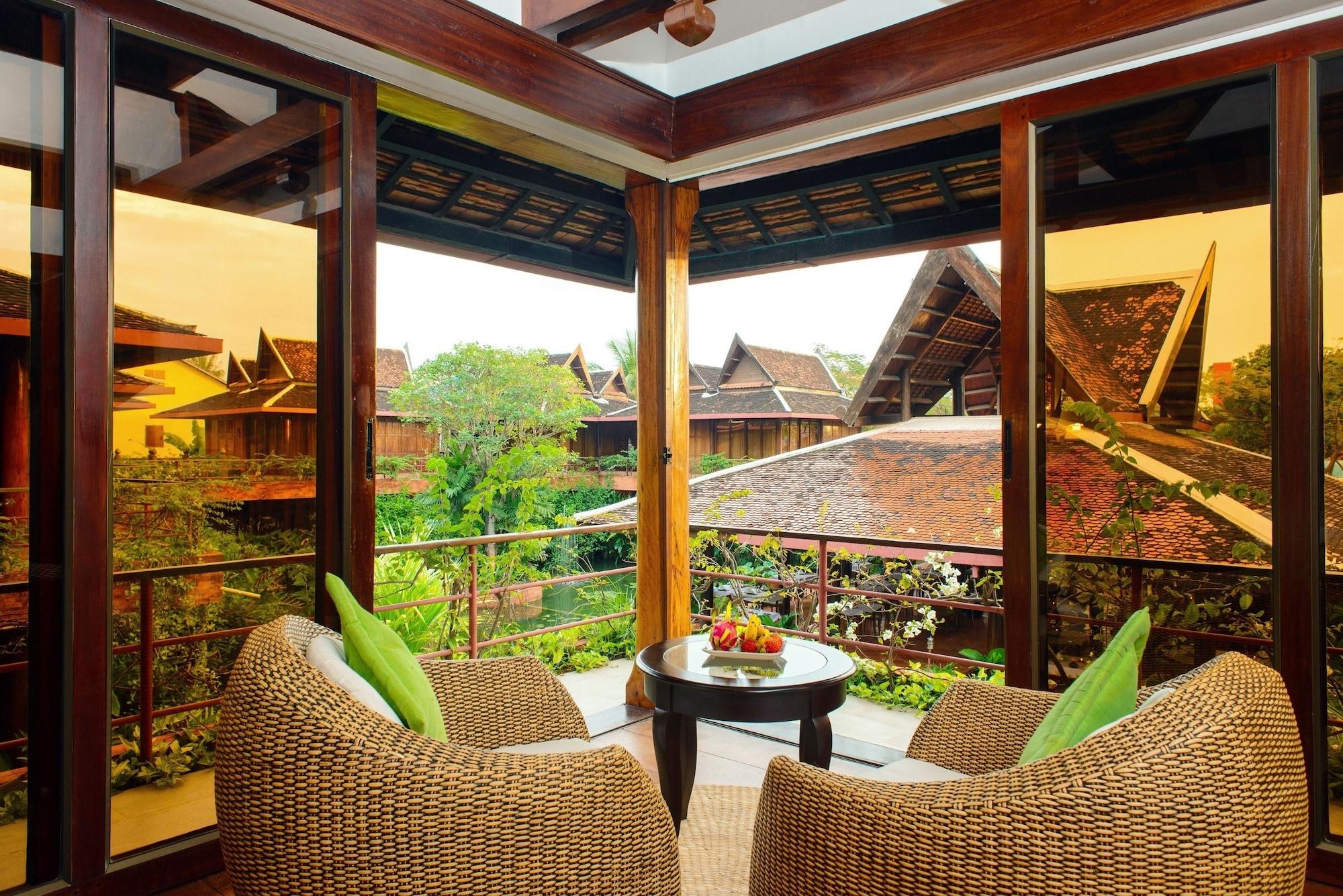 Angkor Village Hotel - Small Luxury Hotels Of The World Siem Reap Zewnętrze zdjęcie A view from a suite at the resort