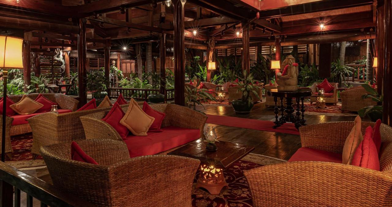 Angkor Village Hotel - Small Luxury Hotels Of The World Siem Reap Zewnętrze zdjęcie The lobby of the Taj Bengal