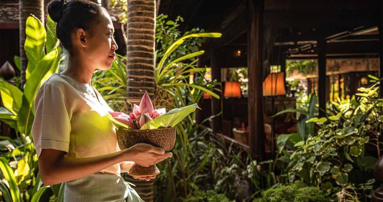 Angkor Village Hotel - Small Luxury Hotels Of The World Siem Reap Zewnętrze zdjęcie Spa at The Village