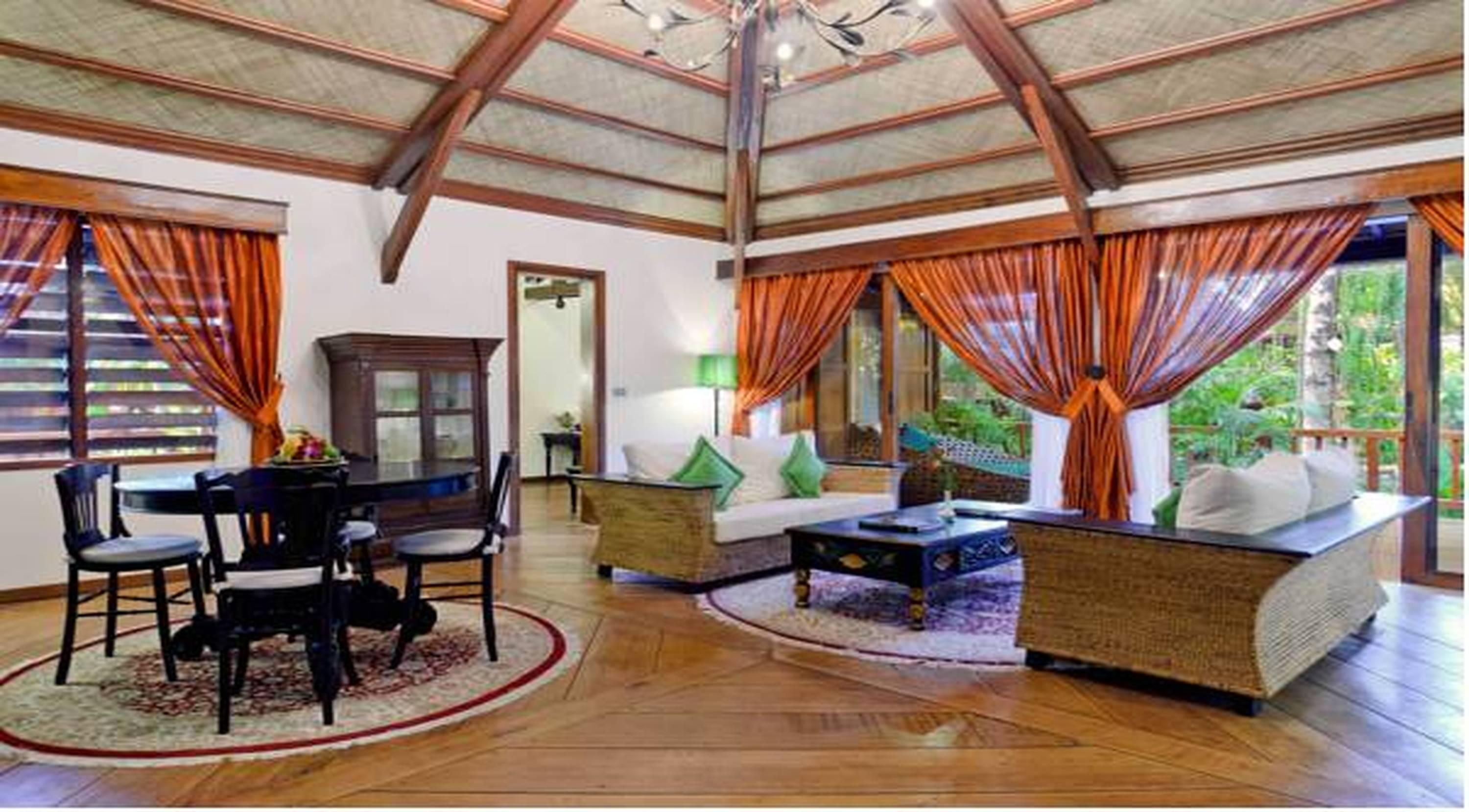 Angkor Village Hotel - Small Luxury Hotels Of The World Siem Reap Zewnętrze zdjęcie Interior of a villa