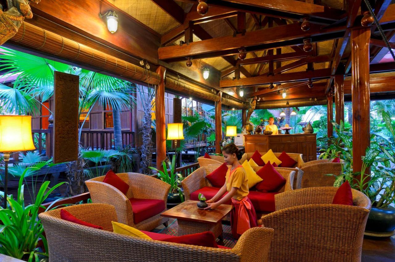 Angkor Village Hotel - Small Luxury Hotels Of The World Siem Reap Zewnętrze zdjęcie The lobby of the resort